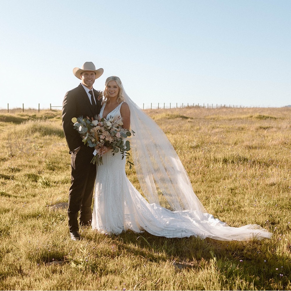 Cathedral length veil in ivory